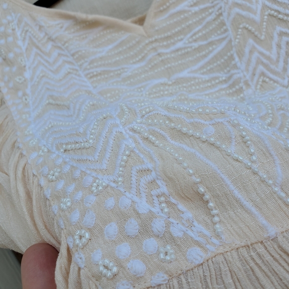 Sundance Cream Embroidered Top - Picture 3 of 6